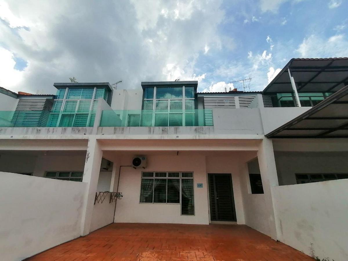 Cozy Desaru 32P3 By Penawar Desaru Homestay Bandar Penawar Dış mekan fotoğraf